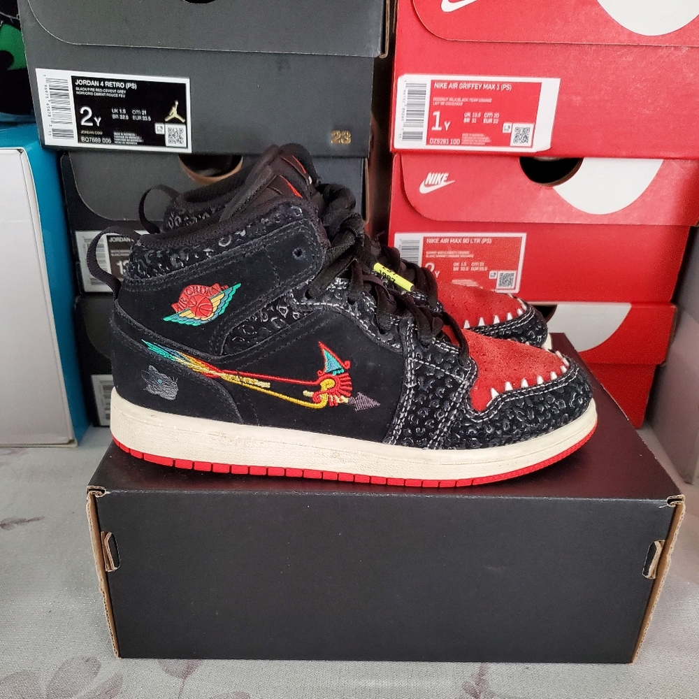 Air Jordan 1 Mid Siempre Familia Preschool Size 1